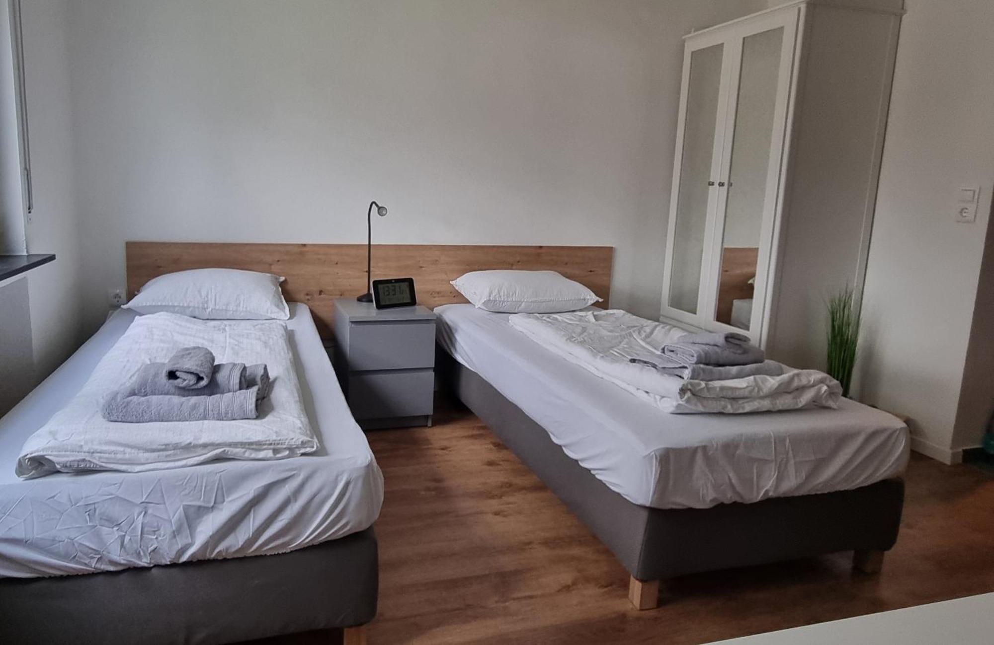 Studio Apartment Naehe S-Bahn Inklusive Parkplatz Oberesslingen المظهر الخارجي الصورة
